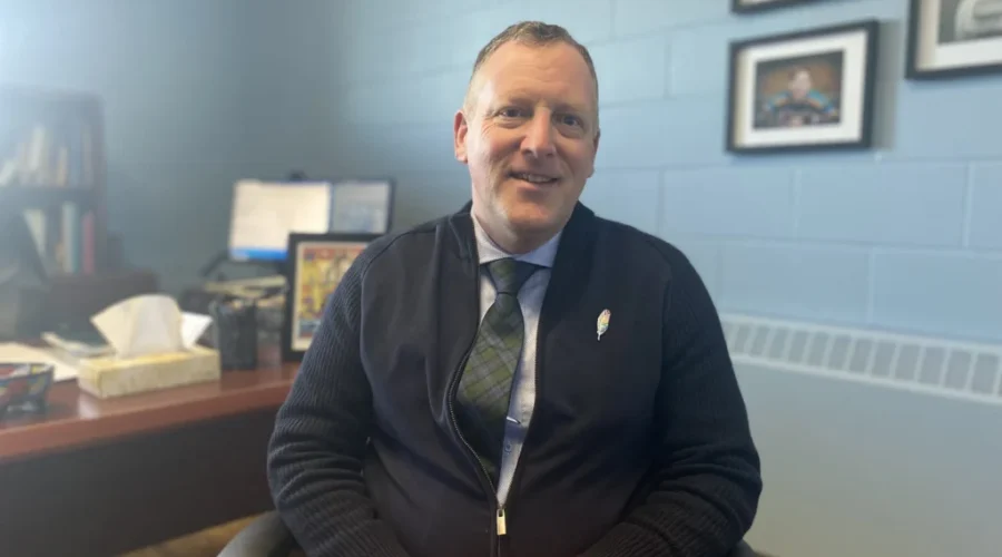 Anglophone South superintendent welcomes cellphone rules