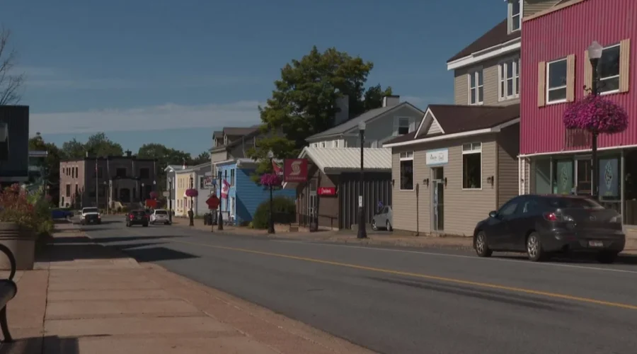 Eastern Charlotte passes budget with some fluctuation in tax rates