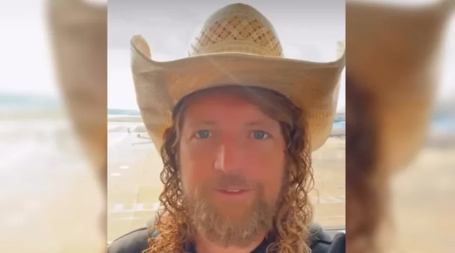 Permit for MAGA musician pulled by 3 Maritime communities