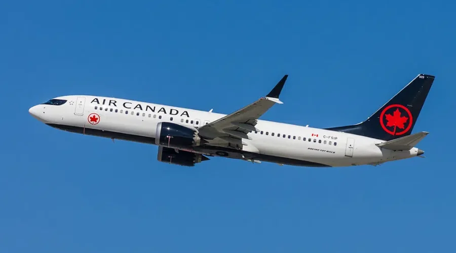Tensions rise as Air Canada lockout deadline approaches