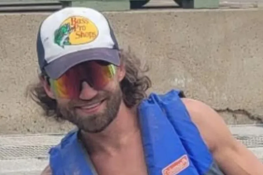 Family members locate body of missing kayaker