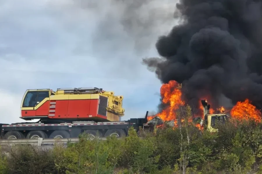 Crane truck fire causes delays on Hwy 1 eastbound