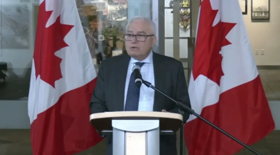 Canada’s language watchdog issues mixed midterm review