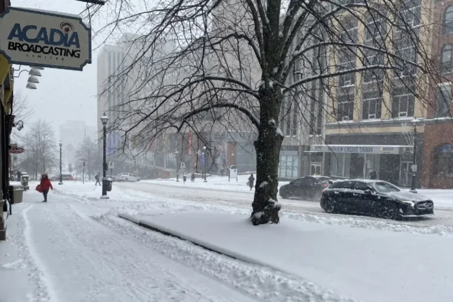 City hopes to improve snow removal this winter