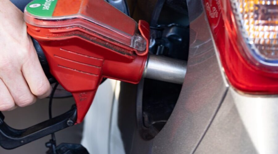 N.B. fuel prices dip, more decreases next week