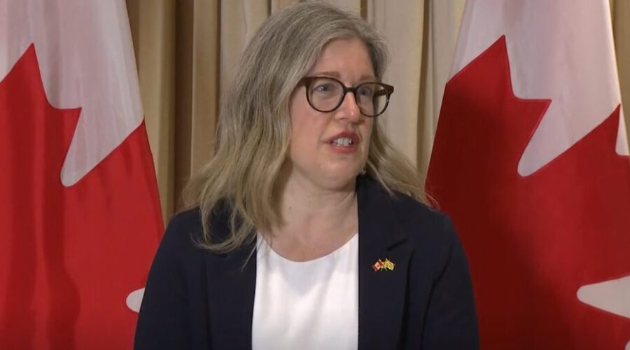 Holt hopeful for trade deal with India