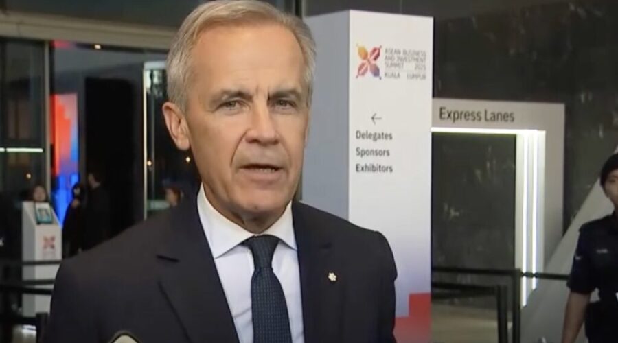 Carney step closer to majority as another MP crosses floor