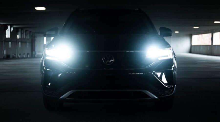 Transport Canada surveying public on vehicle headlight glare